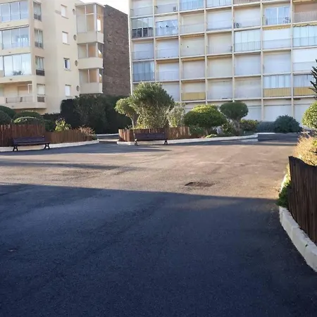 Studio Vue Mer avec Climatisation au Lavandou - FR-1-308-50 Appartement