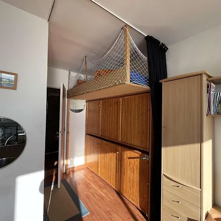 Appartement Studio Vue Mer avec Climatisation au Lavandou - FR-1-308-50 *